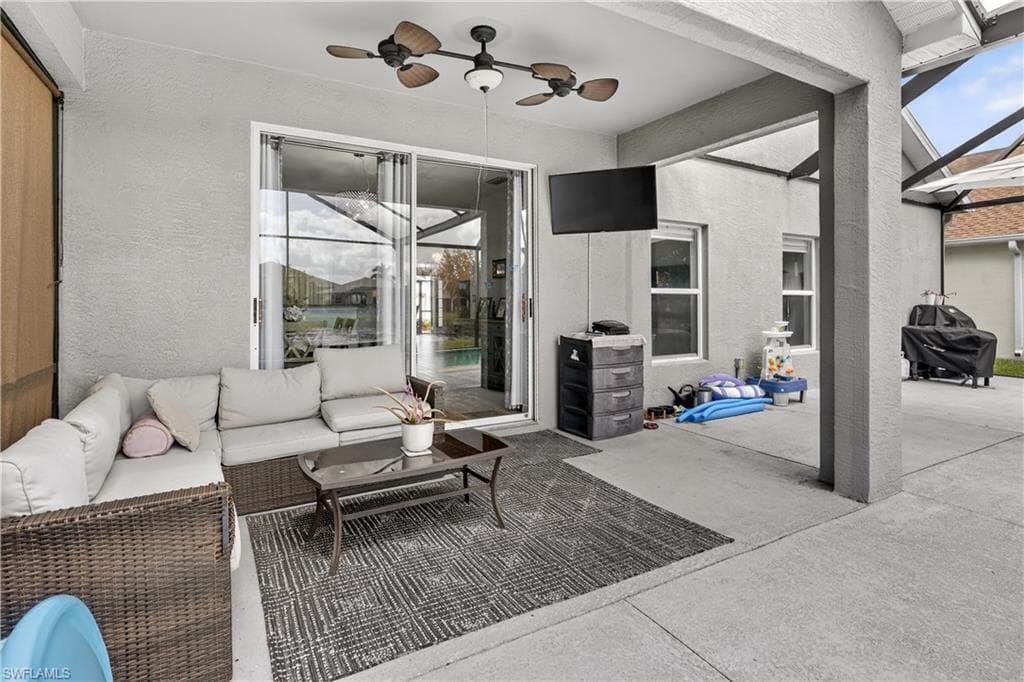 9689 Pineapple Preserve CT-32