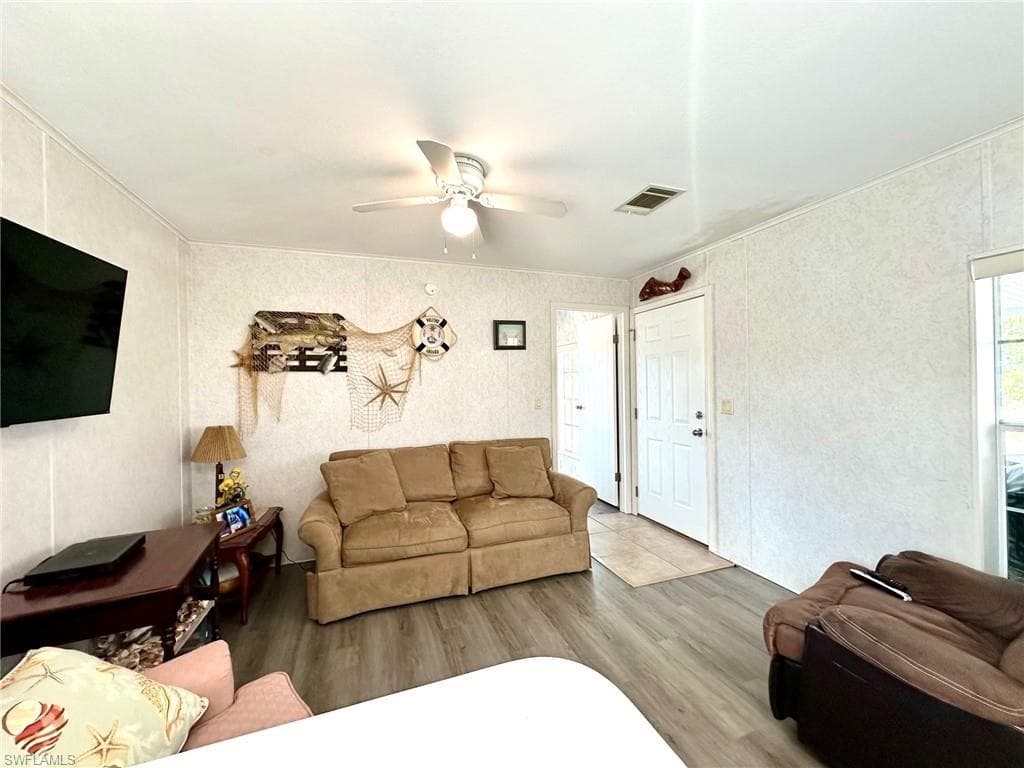 1180 Chokoloskee DR 32-12