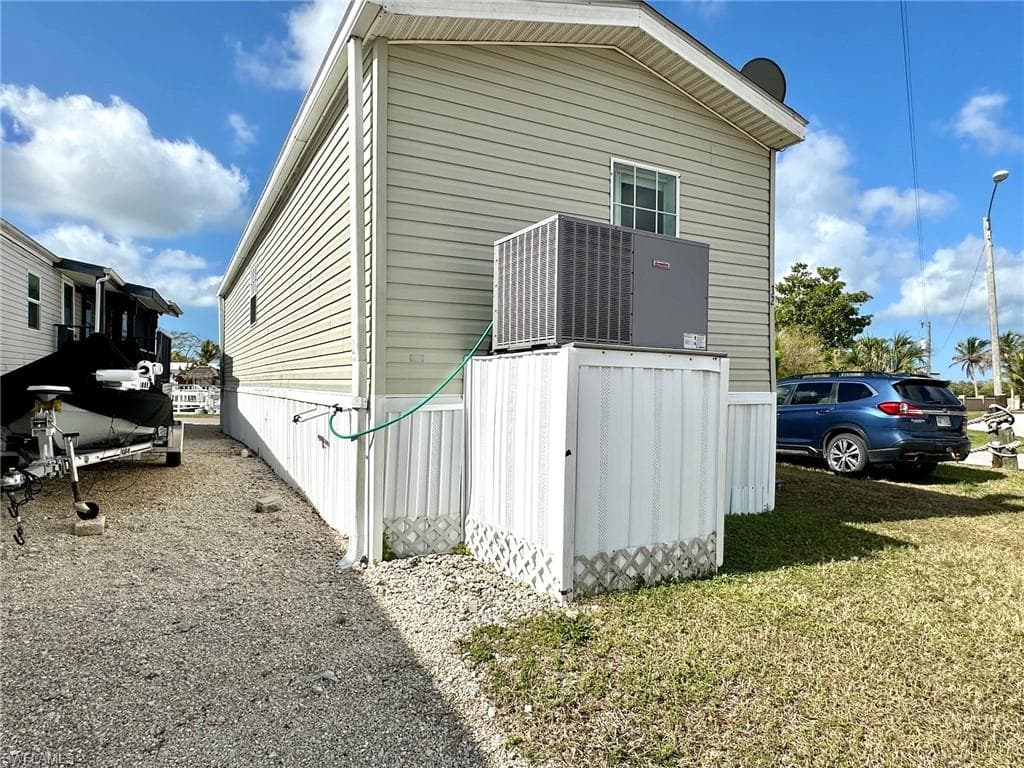 1180 Chokoloskee DR 32-20