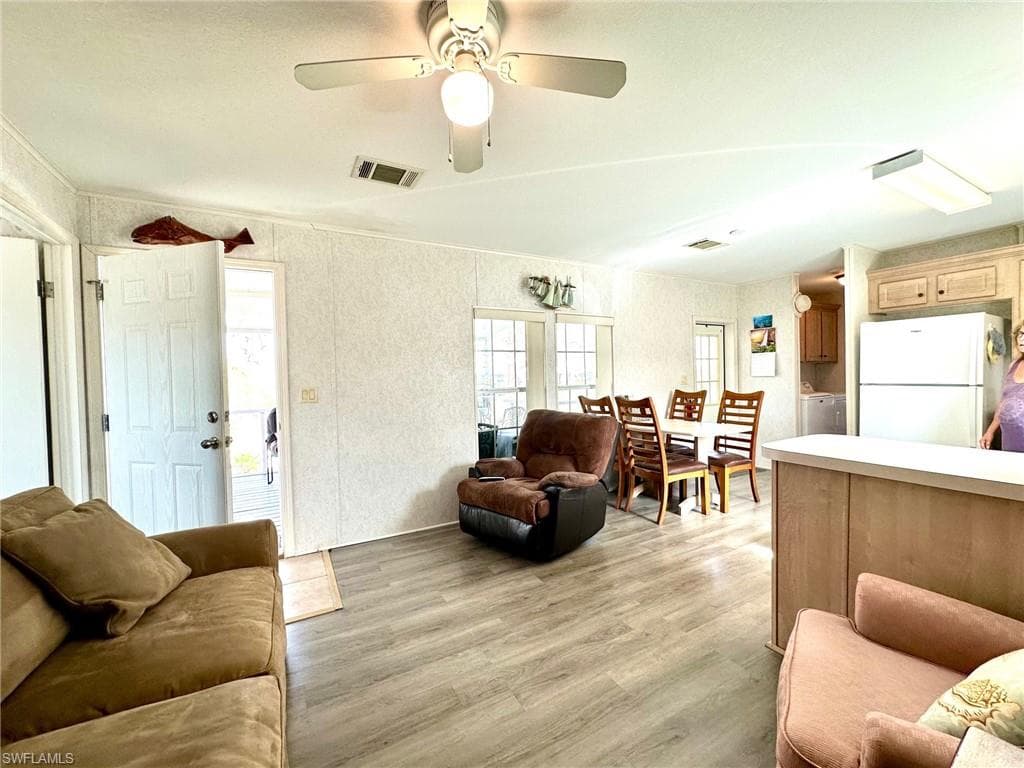 1180 Chokoloskee DR 32-10
