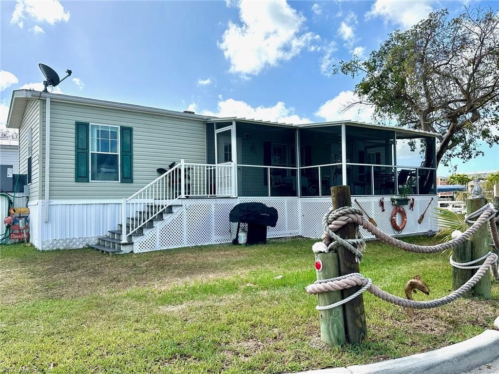 1180 Chokoloskee DR 32-18