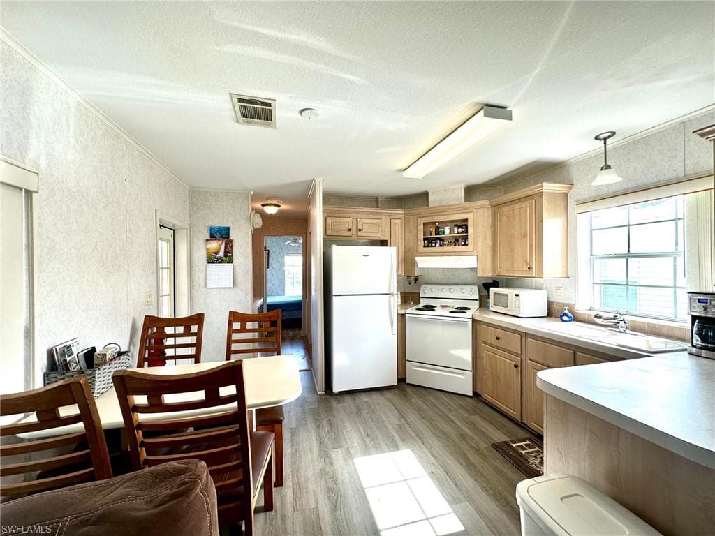 1180 Chokoloskee DR 32-8