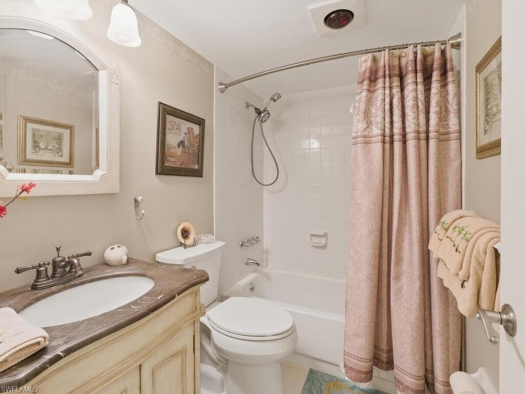 351 Charlemagne BLVD B208-20