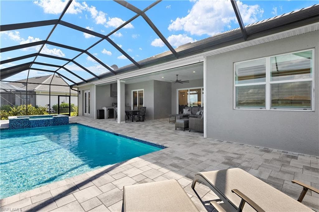 14265 Laguna Springs LN-25