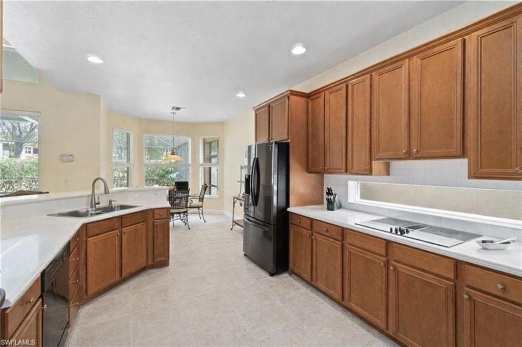 4832 Cerromar DR-10