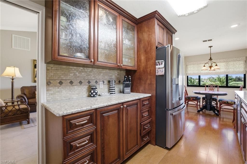 7151 Golden Eagle CT 924-12