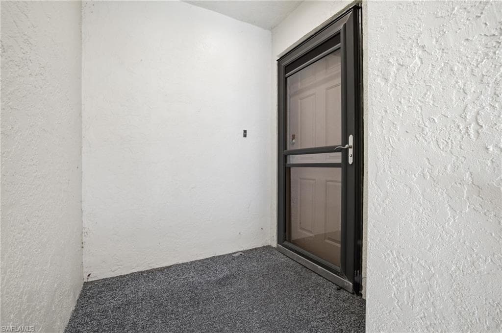 7151 Golden Eagle CT 924-27