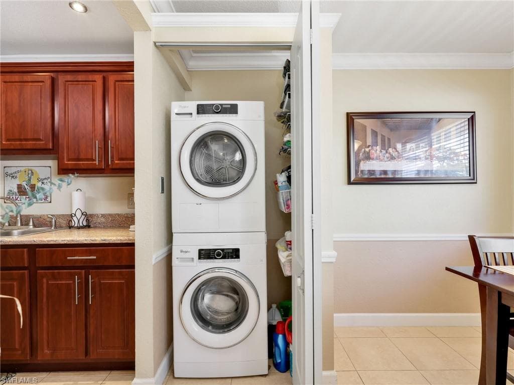 431 Van Buren ST C6-15