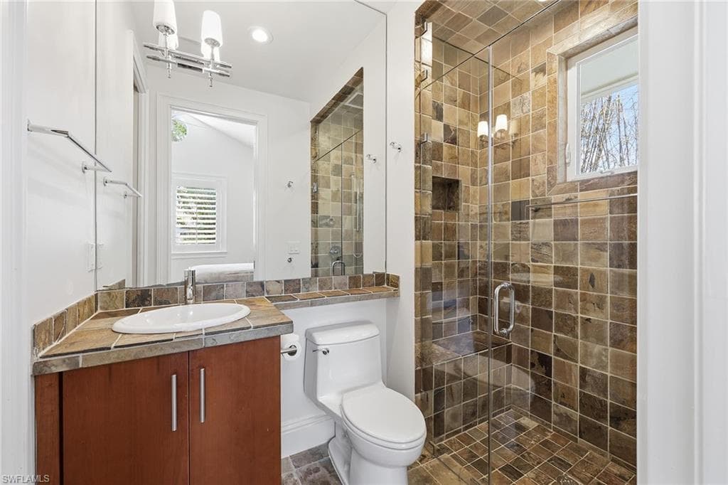 1438 Murex DR-22
