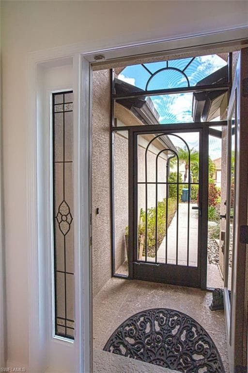 9917 Las Casas DR-5