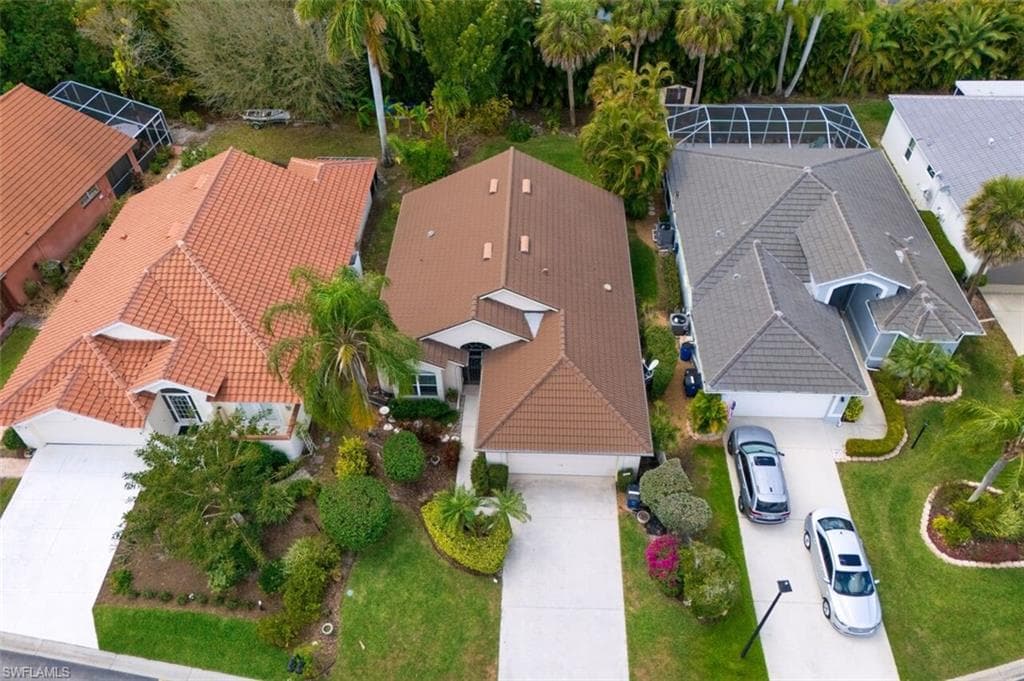 9917 Las Casas DR-2
