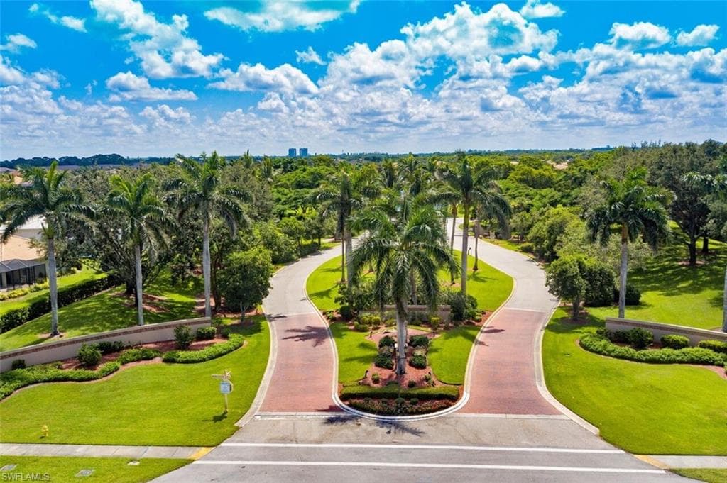 9917 Las Casas DR-40