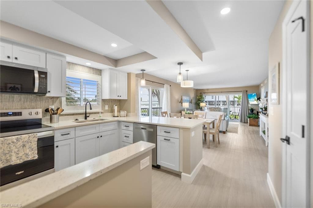 6900 Estero BLVD 108-1