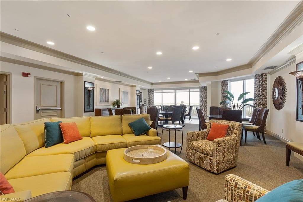 4137 Bay Beach LN 522-26