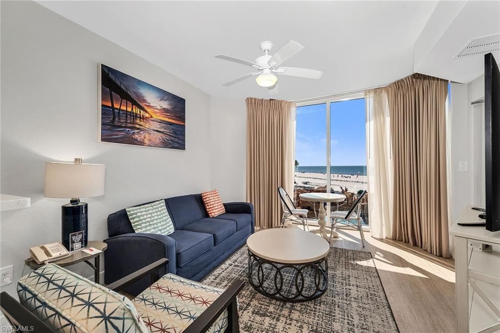 200 Estero BLVD 107-1