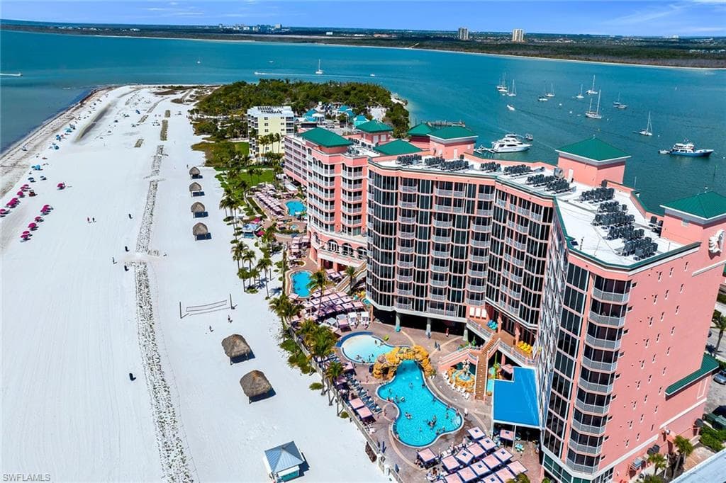 200 Estero BLVD 107-41