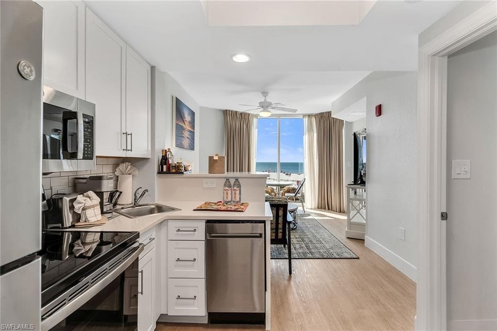 200 Estero BLVD 107-6