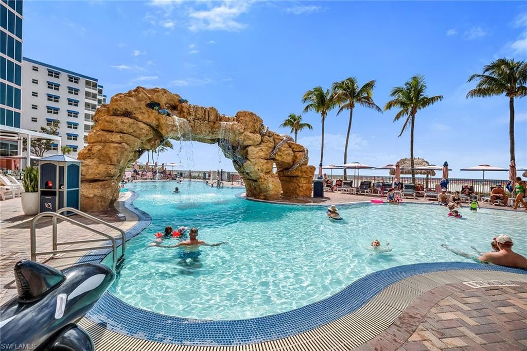 200 Estero BLVD 107-31
