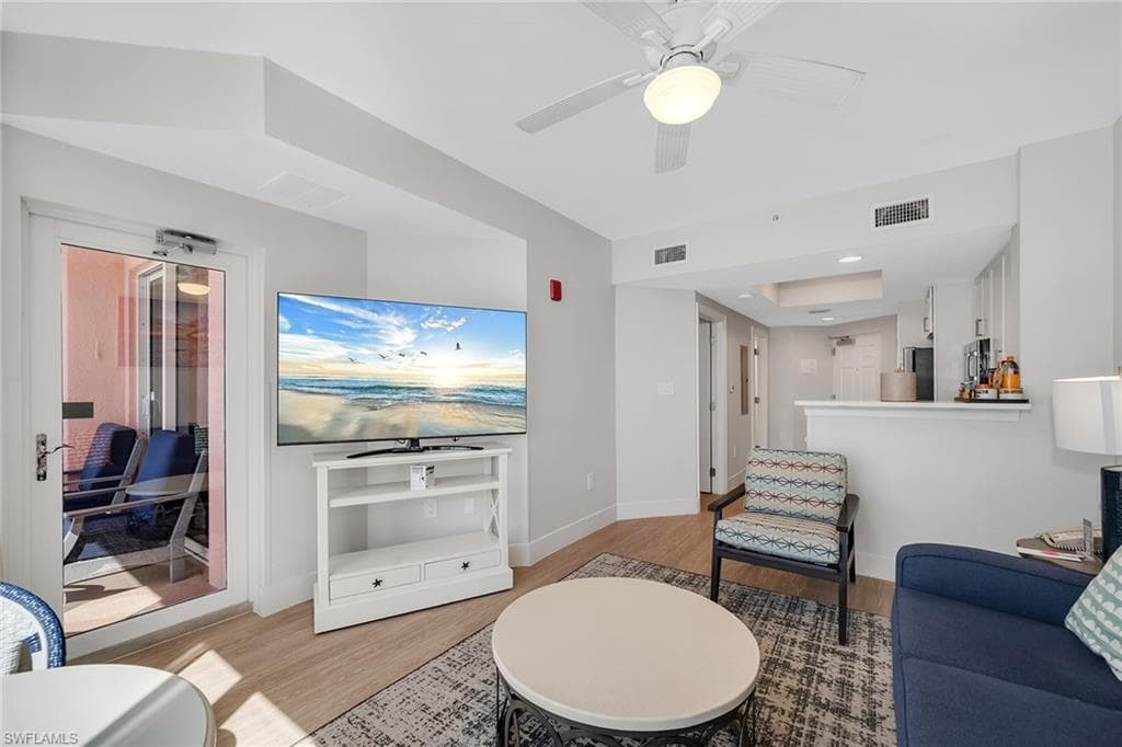 200 Estero BLVD 107-4