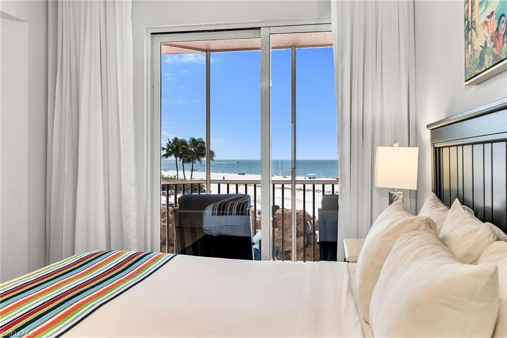 200 Estero BLVD 107-8