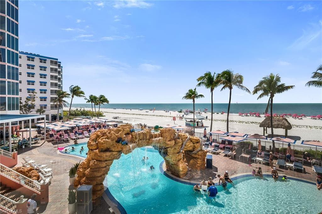200 Estero BLVD 107-37