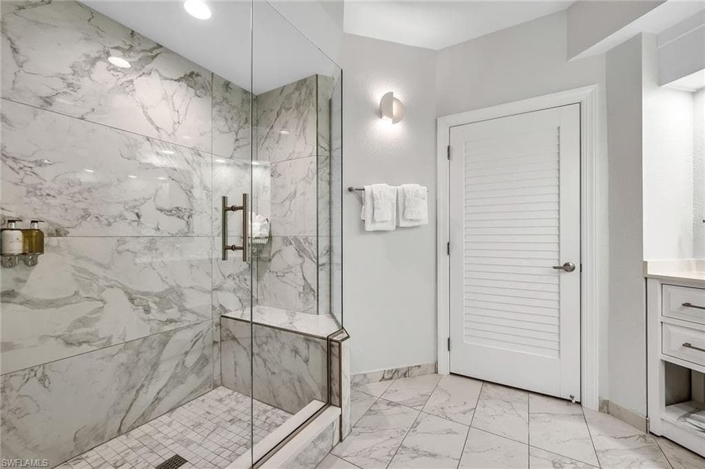 200 Estero BLVD 107-9