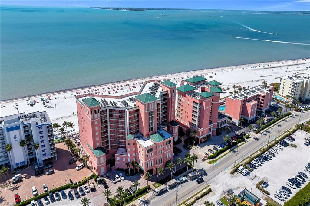 200 Estero BLVD 107-40