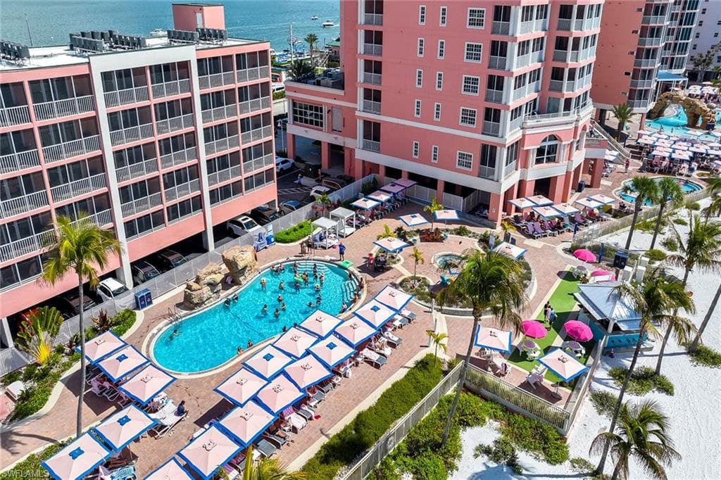 200 Estero BLVD 107-44