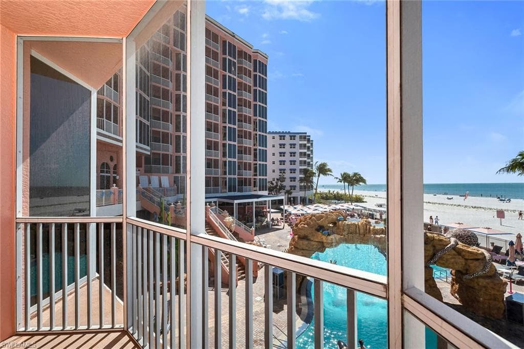 200 Estero BLVD 107-14