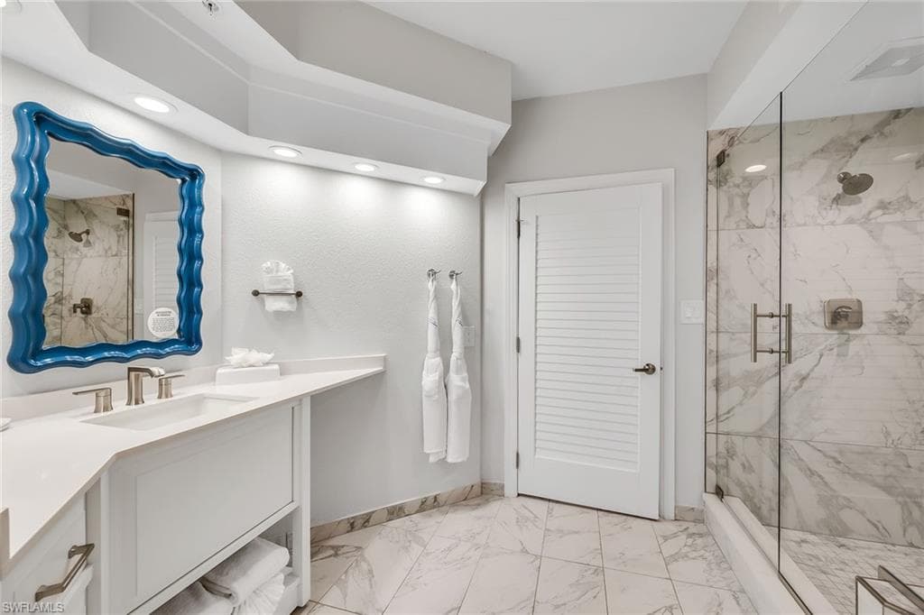 200 Estero BLVD 107-10