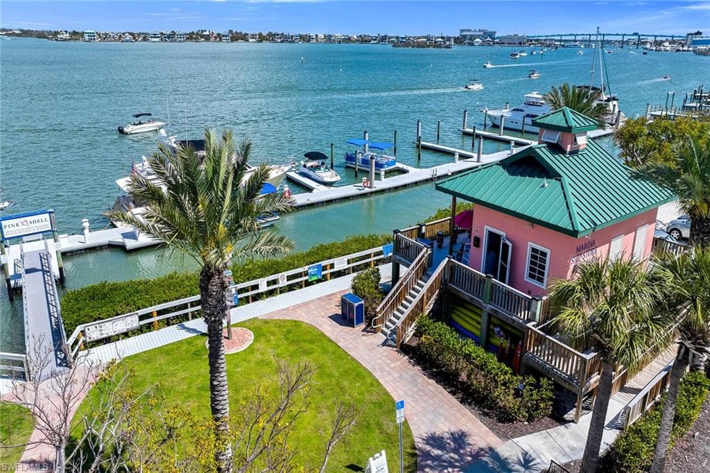 200 Estero BLVD 107-39