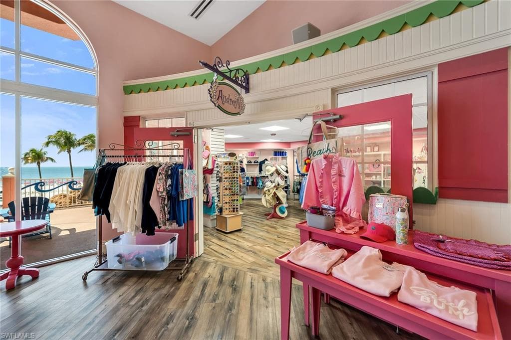 200 Estero BLVD 107-20