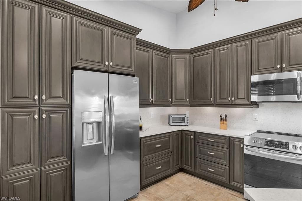 194 Newport DR 908-12