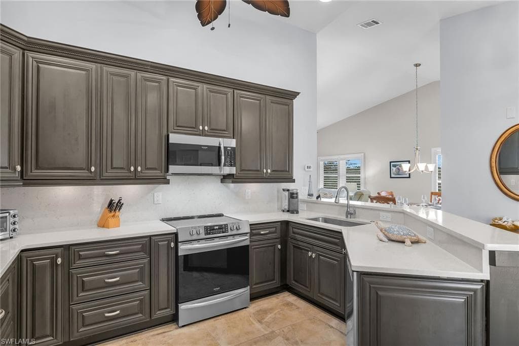194 Newport DR 908-2