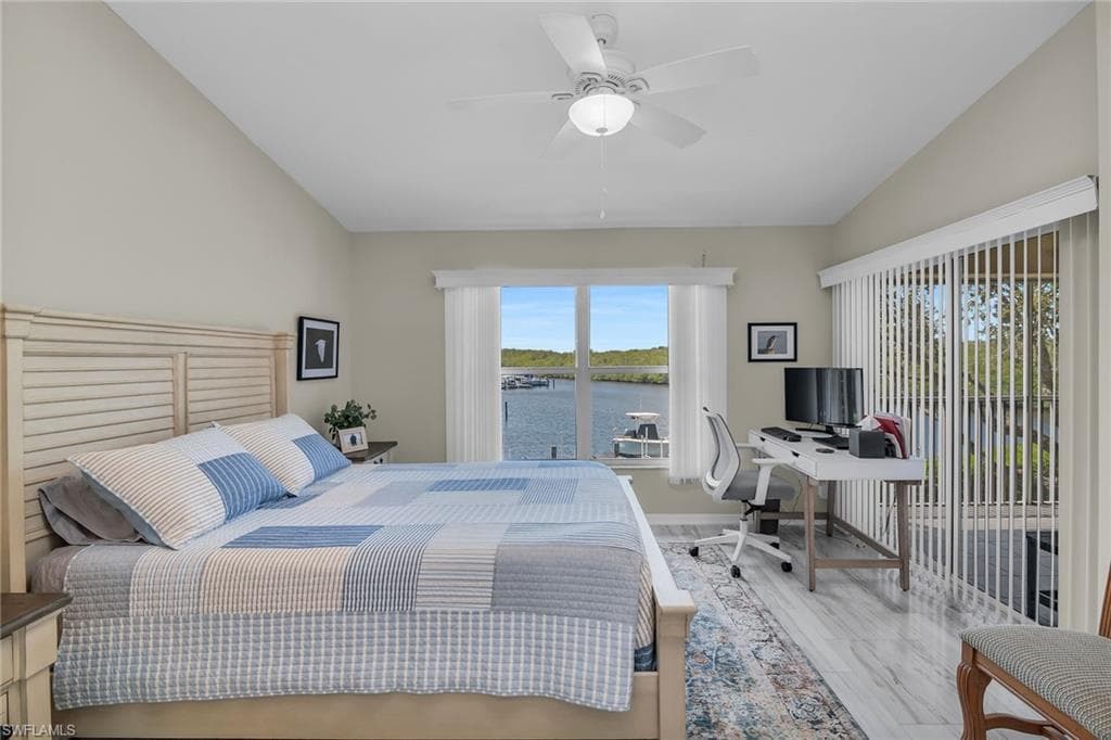 194 Newport DR 908-18