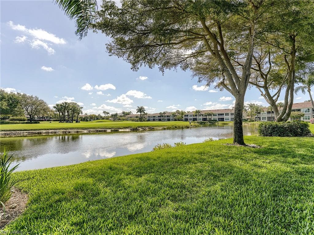 9241 Spring Run BLVD 2206-17