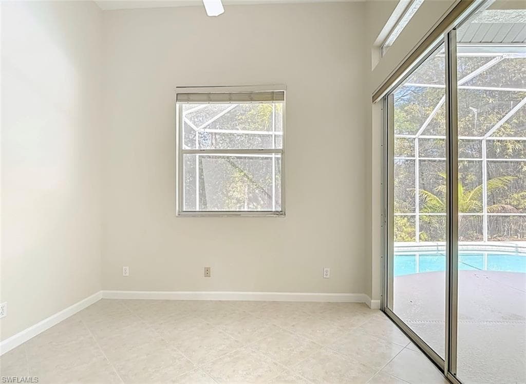 615 Soliel DR-22