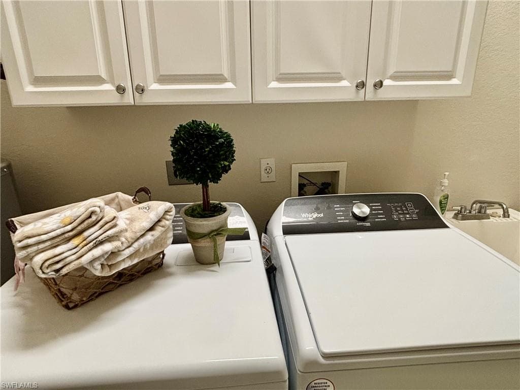 615 Soliel DR-33