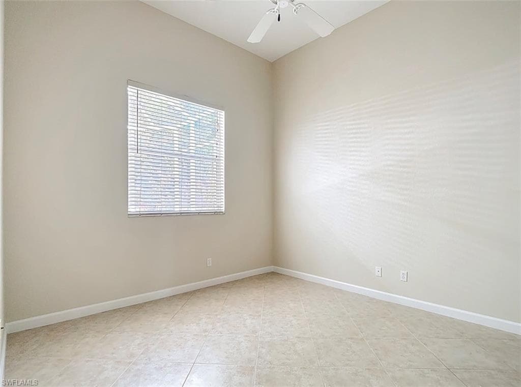 615 Soliel DR-28