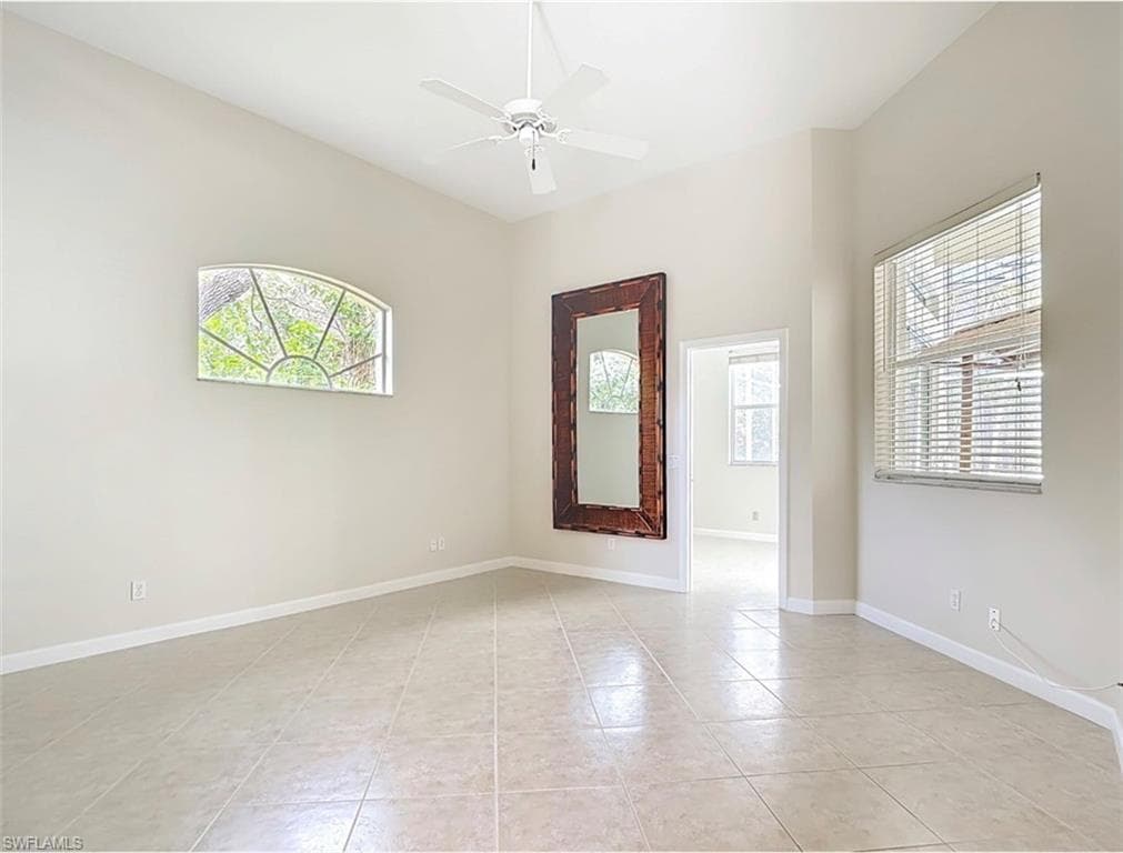 615 Soliel DR-20