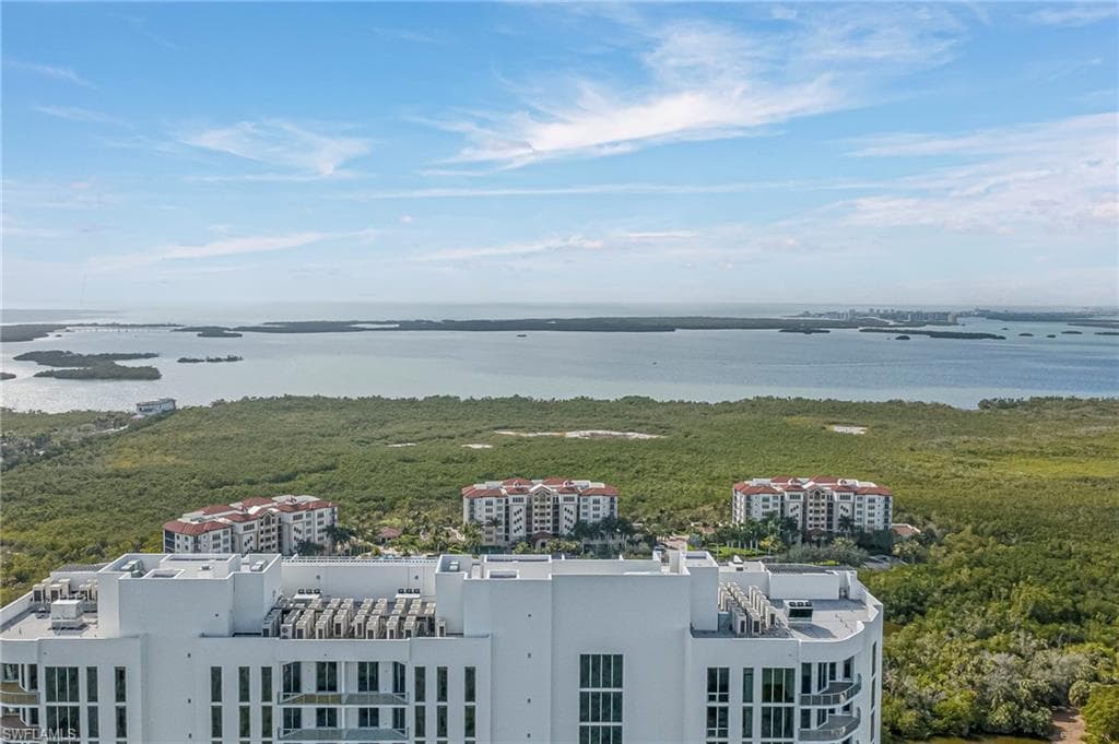 4810 Pelican Colony BLVD 704-22