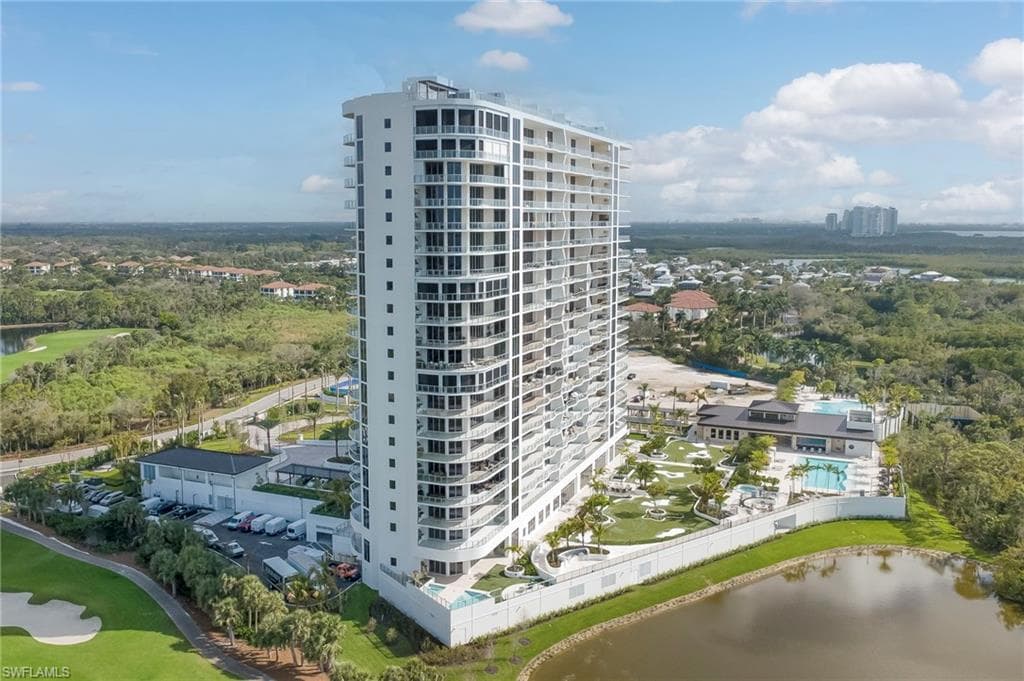4810 Pelican Colony BLVD 704-26