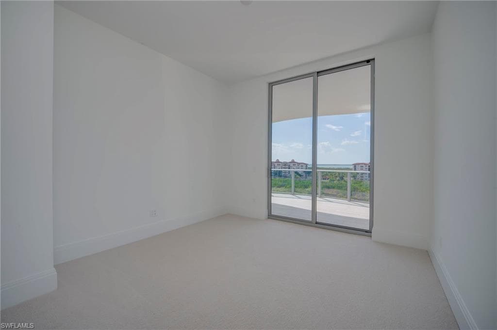 4810 Pelican Colony BLVD 704-42