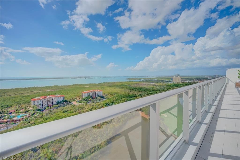 4810 Pelican Colony BLVD 704-2