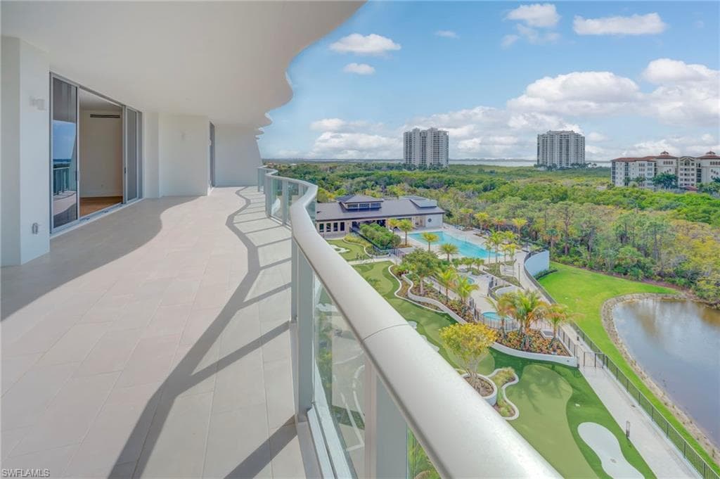 4810 Pelican Colony BLVD 704-31