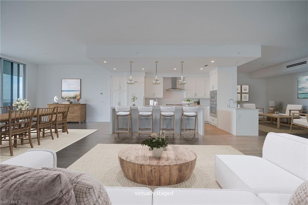 4810 Pelican Colony BLVD 704-32