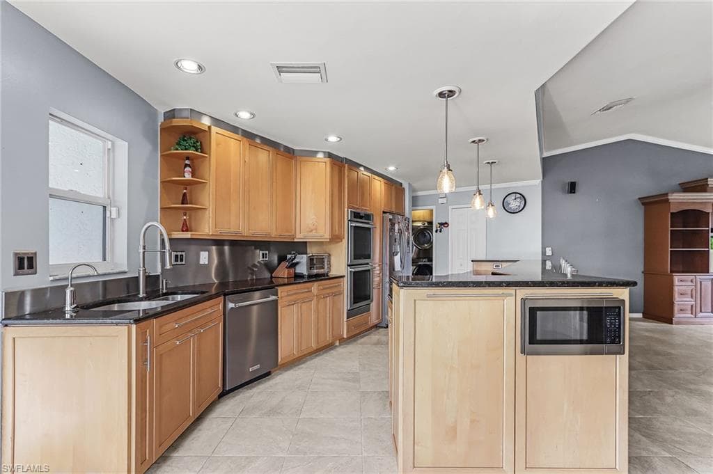 6861 Cadet AVE-16