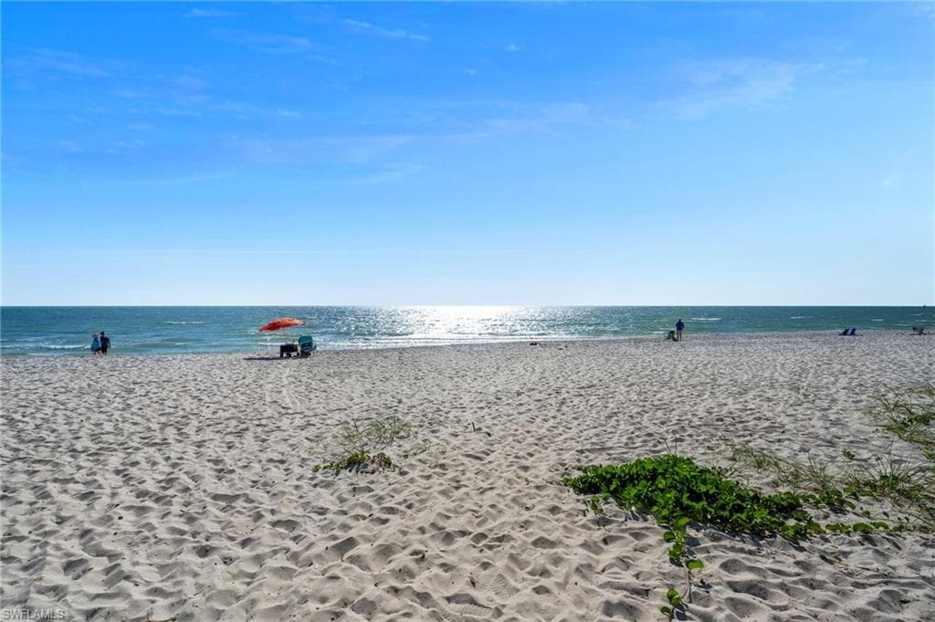 1950 Gulf Shore BLVD N 110-0