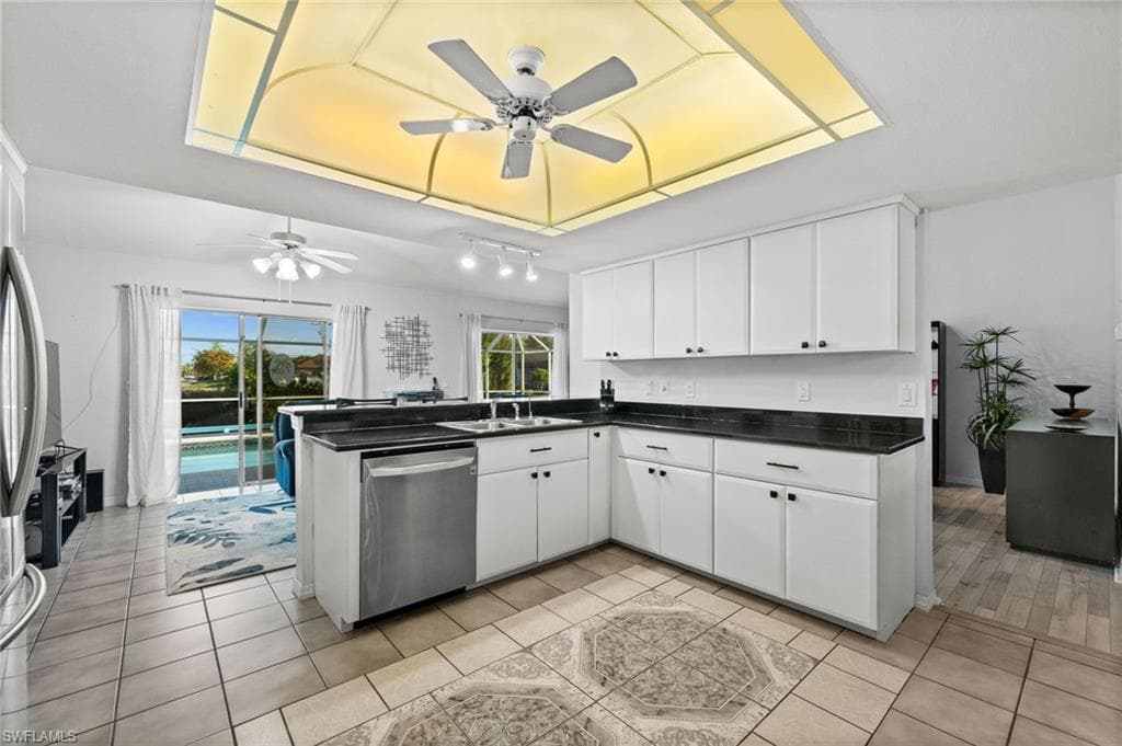 1229 SW 24th ST-17