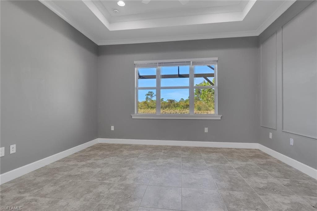 6933 Saona CT-22